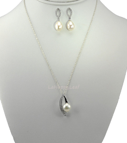 11mm Freshwater Pearl Premium 925 Sterling Silver Top CZ Pendant Necklace