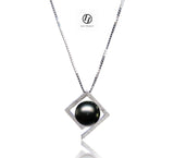Lily Treacy Tahitian Pearl black pearl Solid White Gold Maria Pendant 10-11mm